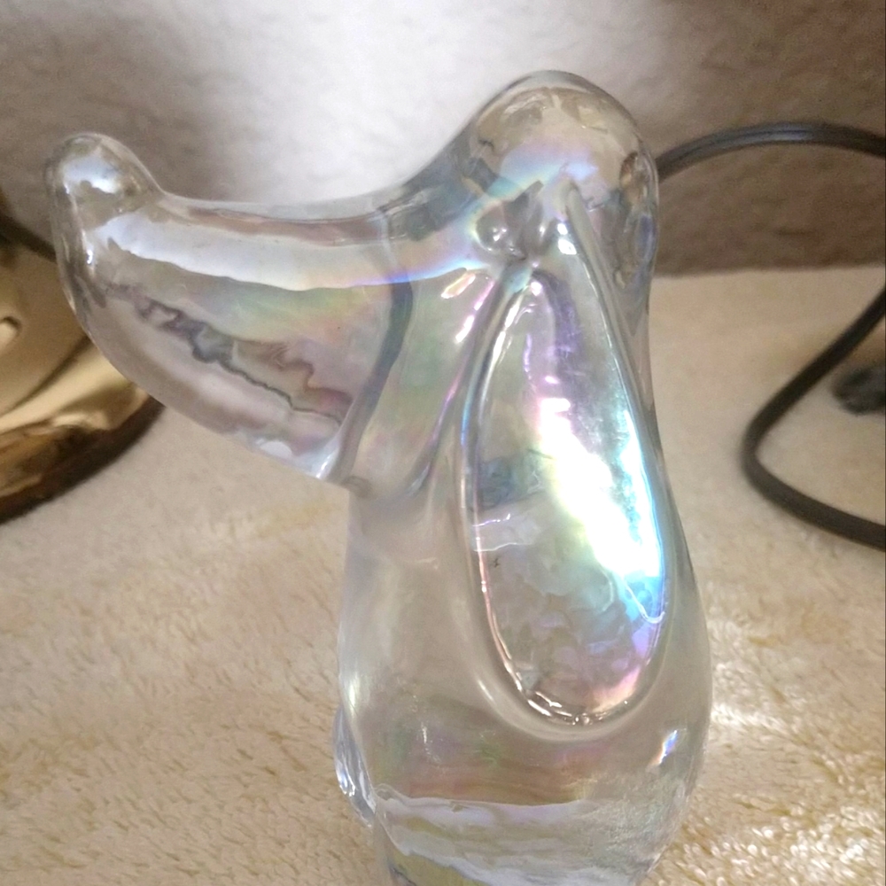 🐶DOG FIGURE IRIDESCENT VTG ART GLASS BASSET HOUND PAPERWEIGHT 4.25" HAND BLOWN